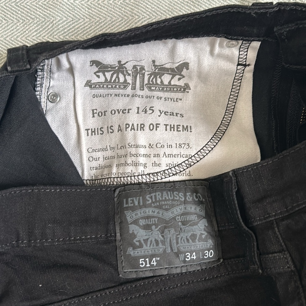 [Levi’s] 514 Straight Jeans - Picture 4 of 4
